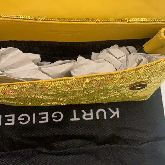 KURT GEIGER LONDON KENSINGTON SEQUINS CROSSBODY - Picture 9 of 16
